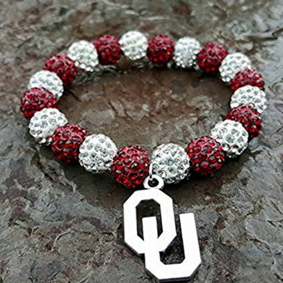 Meet your Posher, Cassandra - Picture 5 of 8